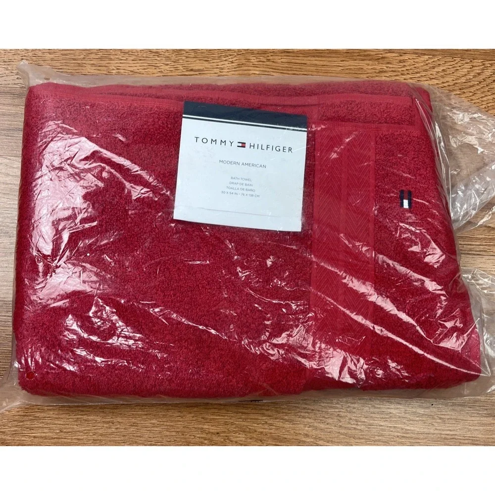Tommy Hilfiger ‎ Solid Modern American Bath Towel, Red  30